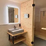 Appartamento Bischof - 5 Exklusive Und 1 Doppelzimmer - 4x Mit Privater Zirben Sauna - Semmelservice & Hindelang *