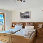 Bischof - 5 Exklusive Und 1 Doppelzimmer - 4x Mit Privater Zirben Sauna - Semmelservice & Hindelang Appartamento