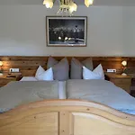 Appartamento Bischof - 5 Exklusive Und 1 Doppelzimmer - 4x Mit Privater Zirben Sauna - Semmelservice & Hindelang Bad Hindelang