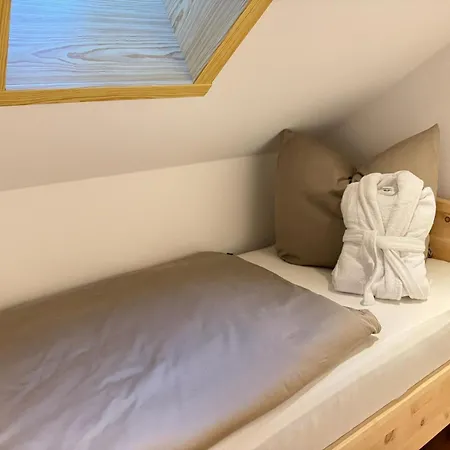 Bischof - 5 Exklusive Und 1 Doppelzimmer - 4x Mit Privater Zirben Sauna - Semmelservice & Hindelang *