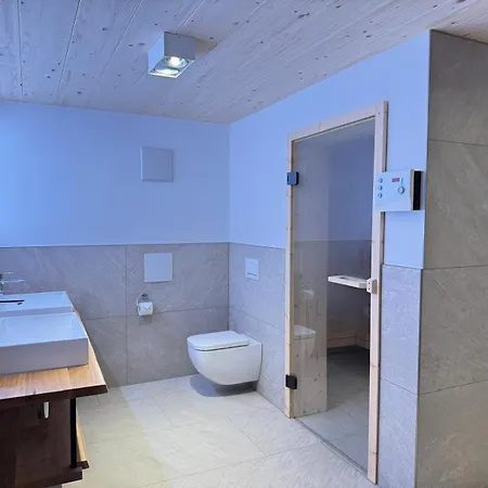 Apartmán Bischof - 5 Exklusive Und 1 Doppelzimmer - 4x Mit Privater Zirben Sauna - Semmelservice & Hindelang
