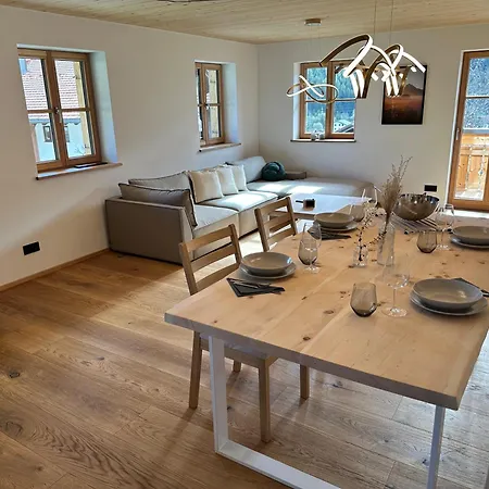Apartmán Bischof - 5 Exklusive Und 1 Doppelzimmer - 4x Mit Privater Zirben Sauna - Semmelservice & Hindelang *